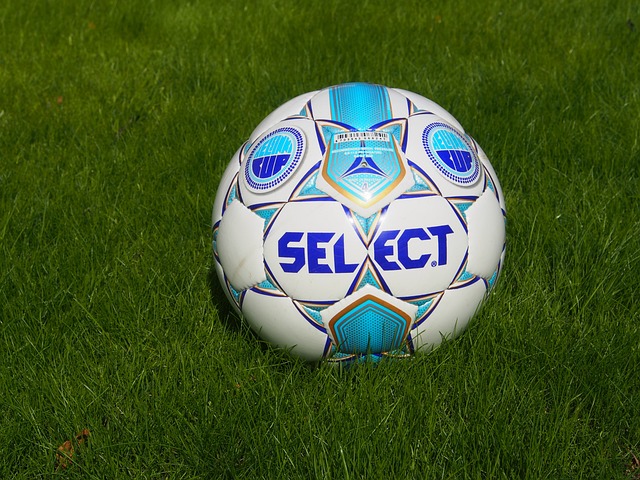 直接竞争对 直接竞争对